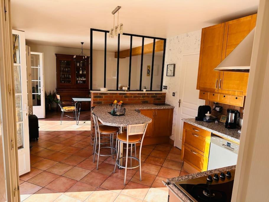Maison Au Mans, 6 Pieces, 8 Personnes Hébergement de vacances Le Mans