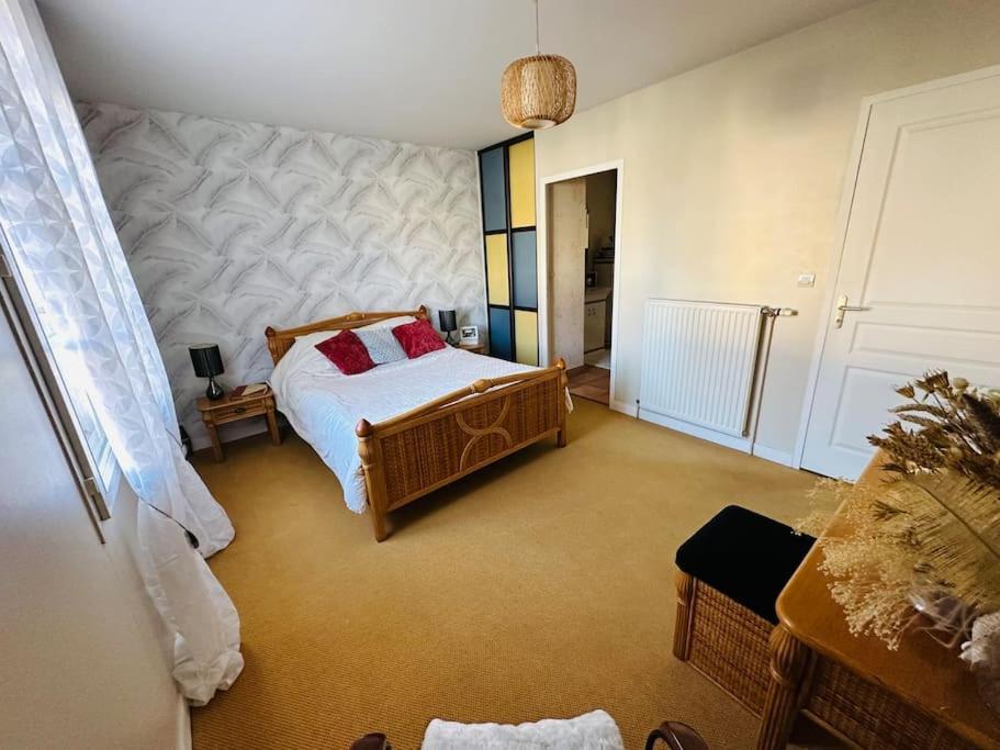 Maison Au Mans, 6 Pieces, 8 Personnes Hébergement de vacances Le Mans